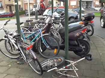 moto_2_cd.jpg