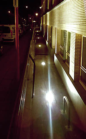 Eclairage_vers_le_ciel-m.jpg